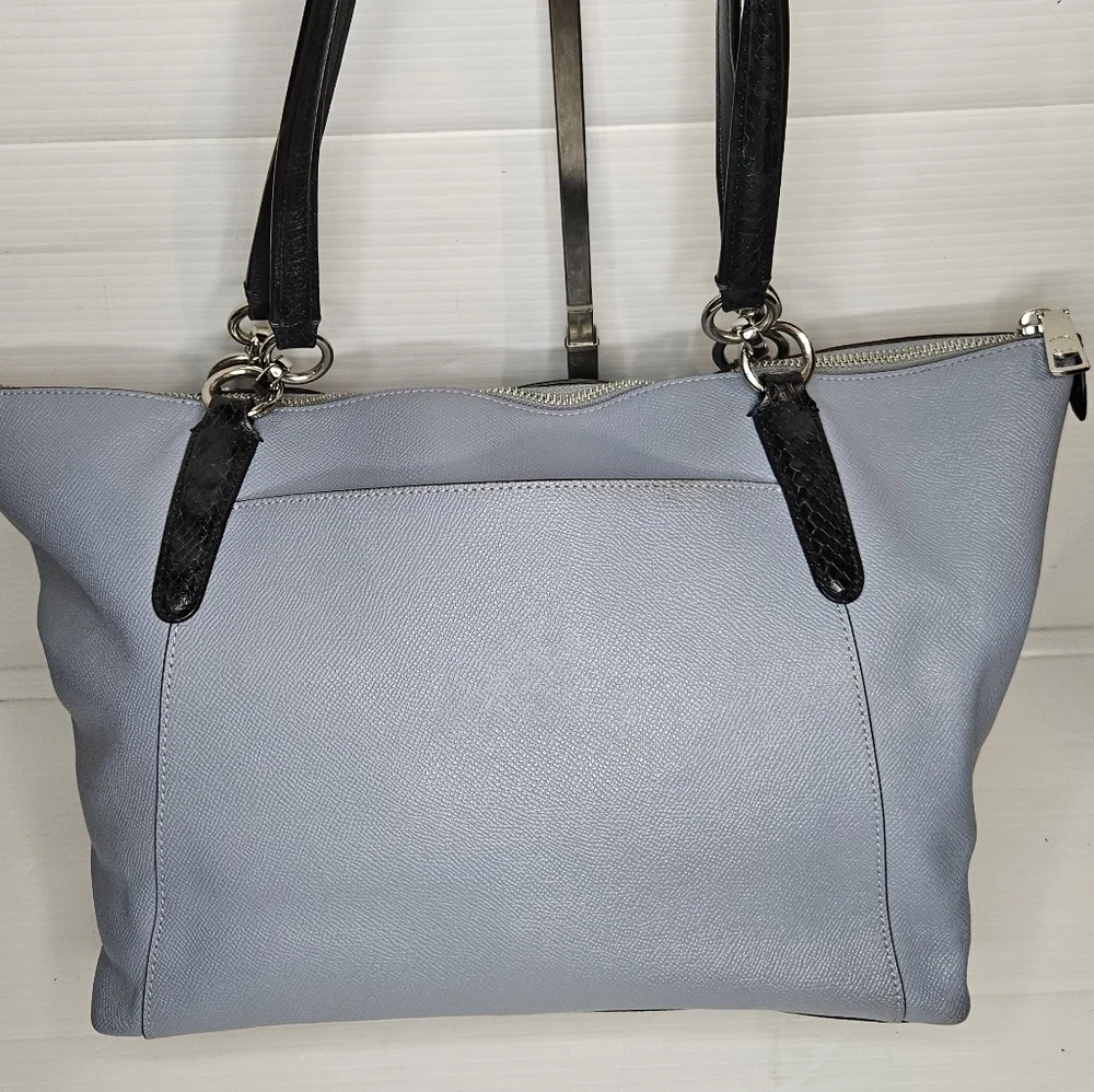 COACH Ava Exotic Trim Tote – Cornflower Snake-Embossed Leather, Zip Closure